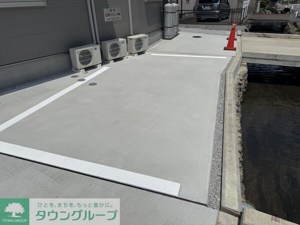 駐車場(駐車場)