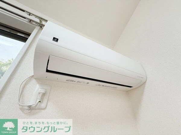 設備(新品のエアコンでございます♪)