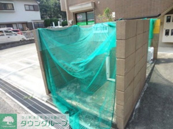 共有部分(ゴミ集積場)