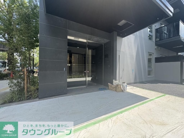 エントランス(★お部屋探しは株式会社タウンハウジング東京まで★)