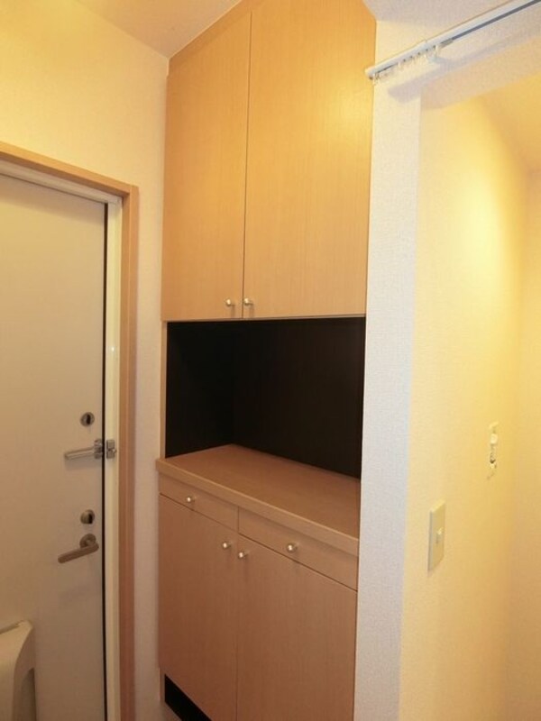 玄関(★お部屋探しは株式会社タウンハウジング東京まで★)