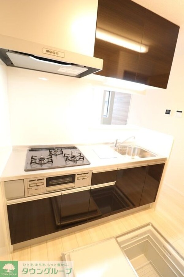 キッチン(★お部屋探しは株式会社タウンハウジング東京まで★)