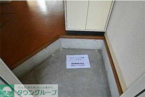 玄関(★お部屋探しはタウンハウジング高幡不動店まで★)
