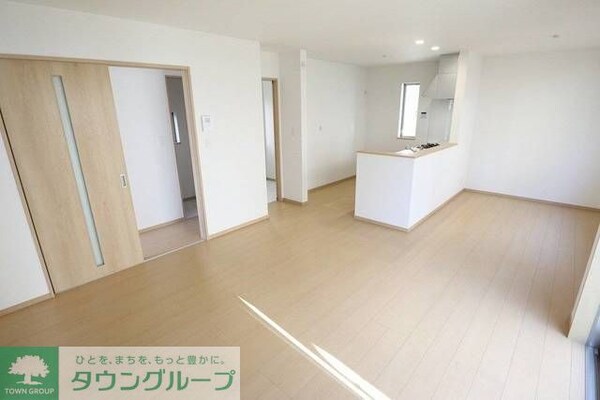 リビング・居室(★お部屋探しは株式会社タウンハウジング東京まで★)