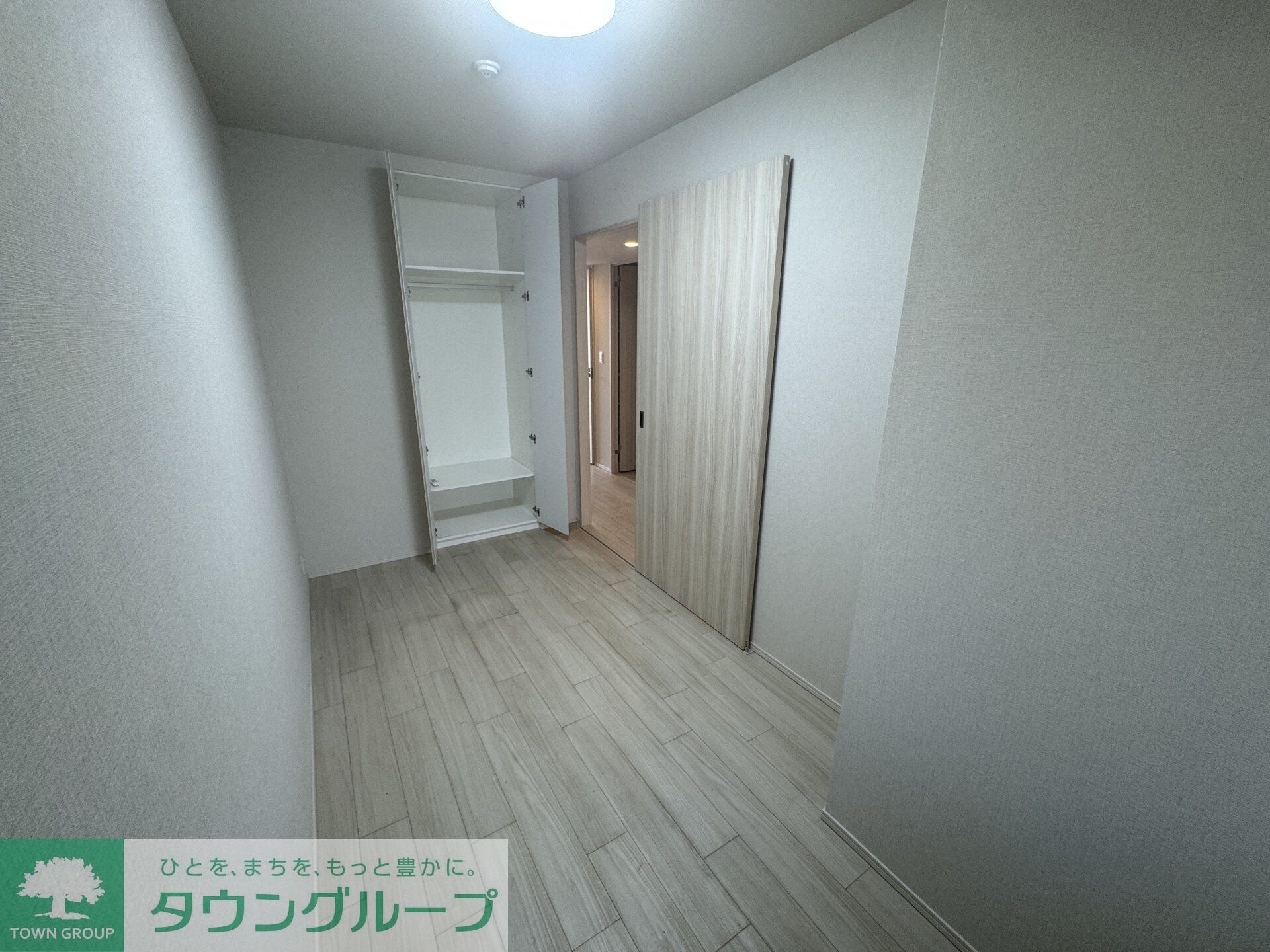 物件内観写真10　(リビング/居室)