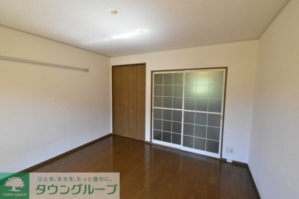 寝室(★お部屋探しは株式会社タウンハウジング東京まで★)