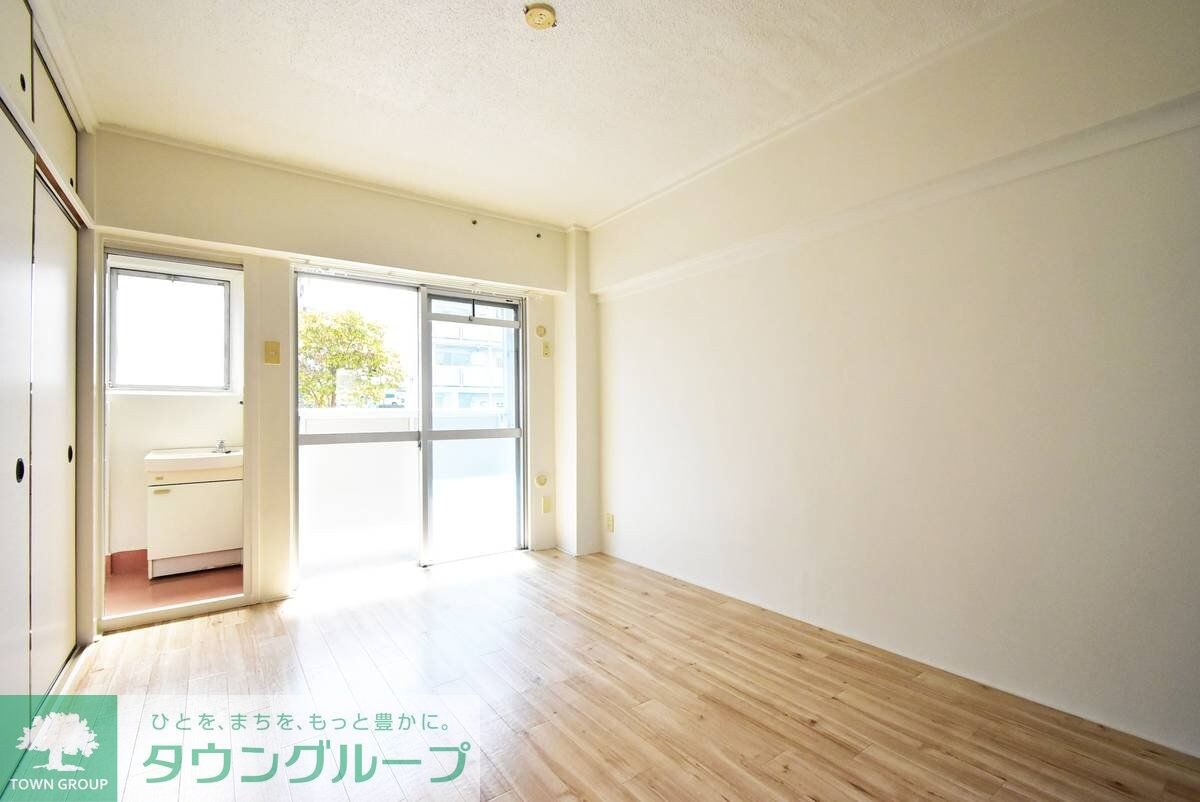 物件内観写真3　(その他部屋スペース)