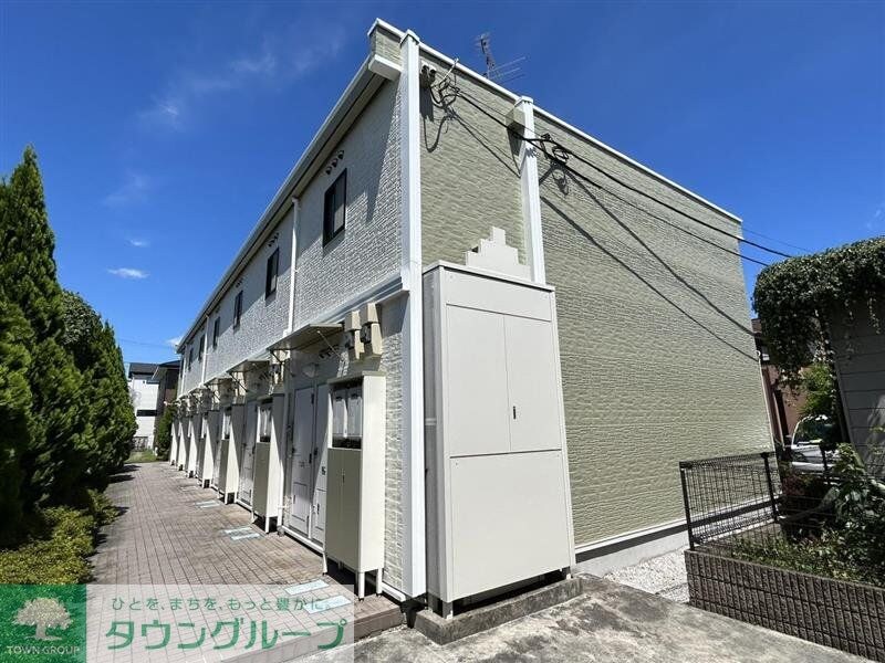 物件外観写真1　(2023年7月塗装工事完了)