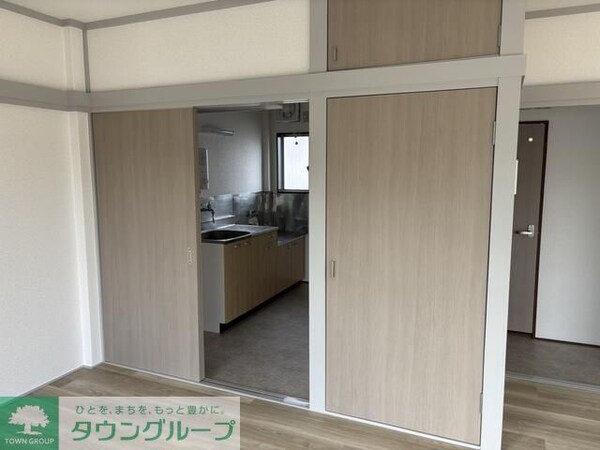 玄関(★お部屋探しは株式会社タウンハウジング東京まで★)