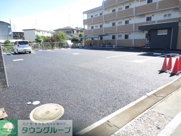 駐車場(★お部屋探しは、タウンハウジング多摩センター店へ★)