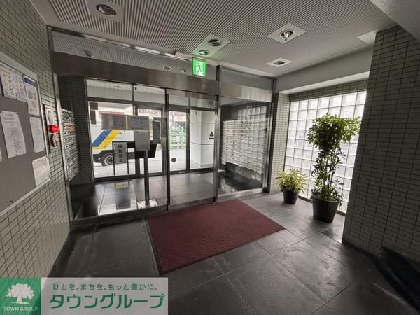 エントランス(エントランス)