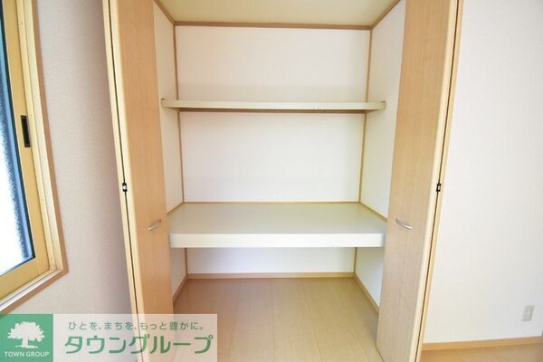 寝室(★お部屋探しは株式会社タウンハウジング東京まで★)