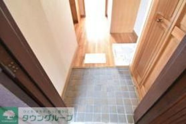 玄関(★お部屋探しは株式会社タウンハウジング東京まで★)