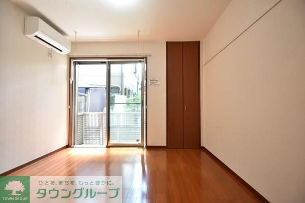 リビング・居室(★お部屋探しは株式会社タウンハウジング東京まで★)