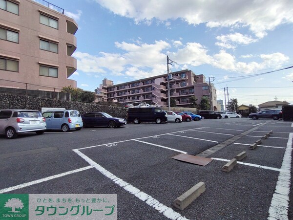 駐車場(駐車場)