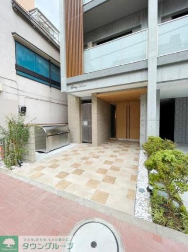 エントランス(エントランス)