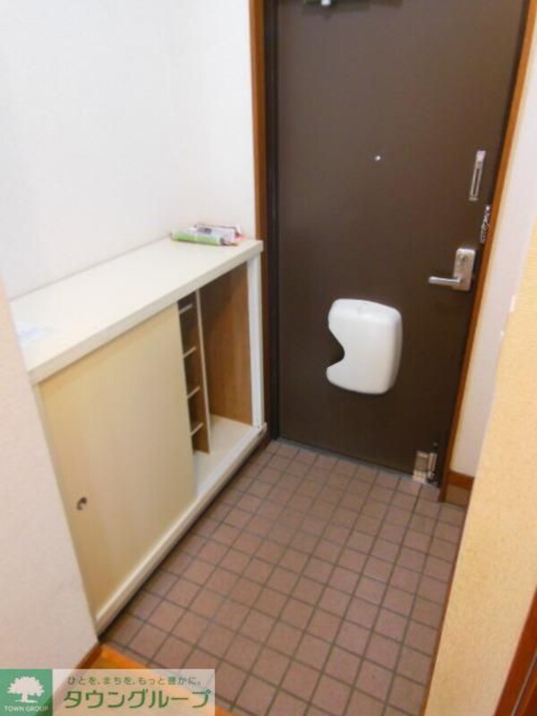 玄関(★お部屋探しは株式会社タウンハウジング東京まで★)