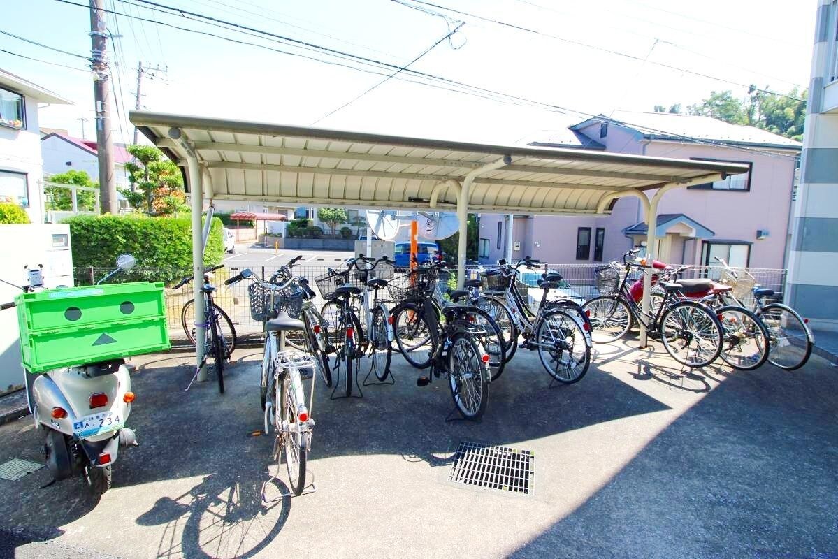 物件内観写真10　(★駐輪場★)