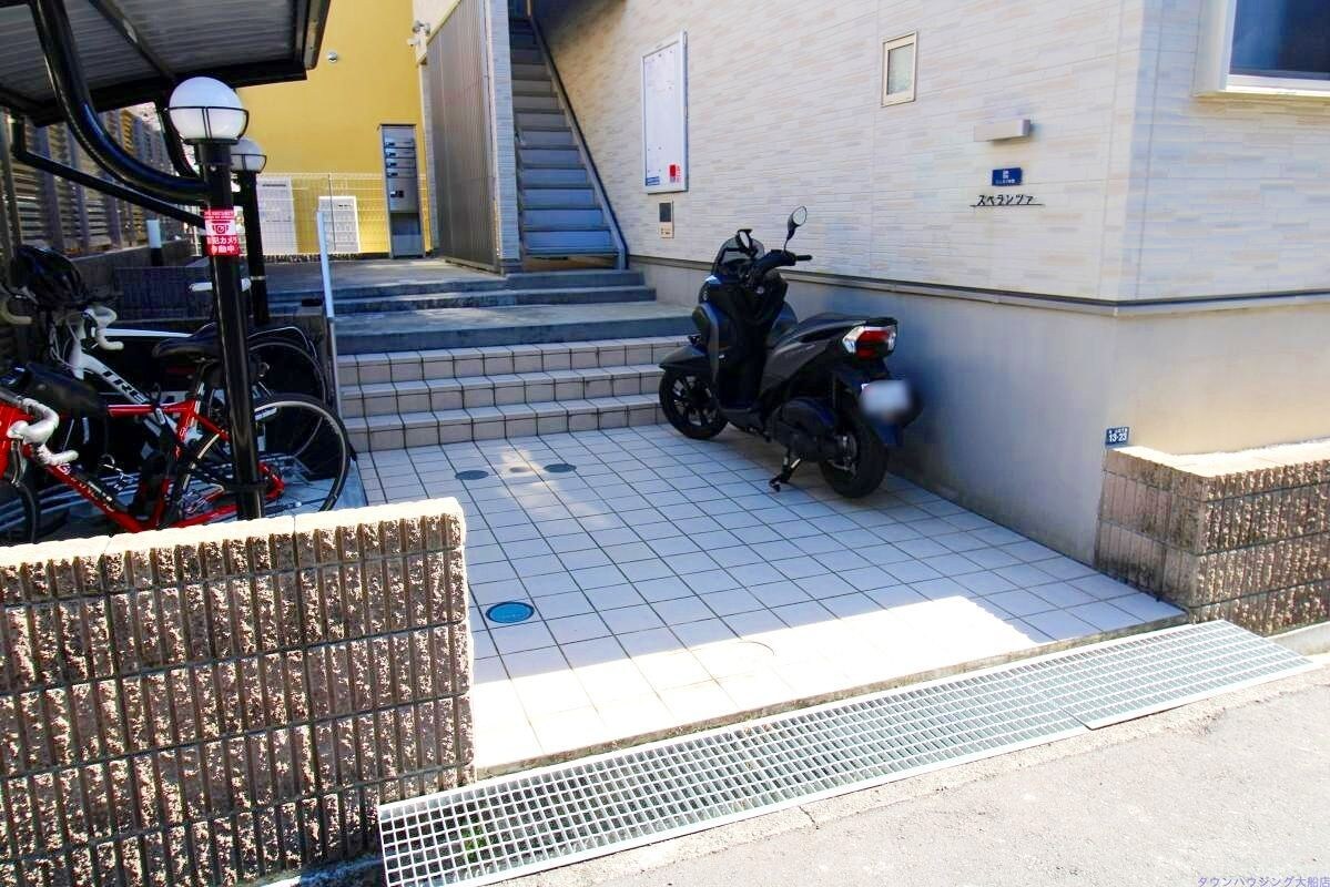 物件内観写真11　(★ロビー★)