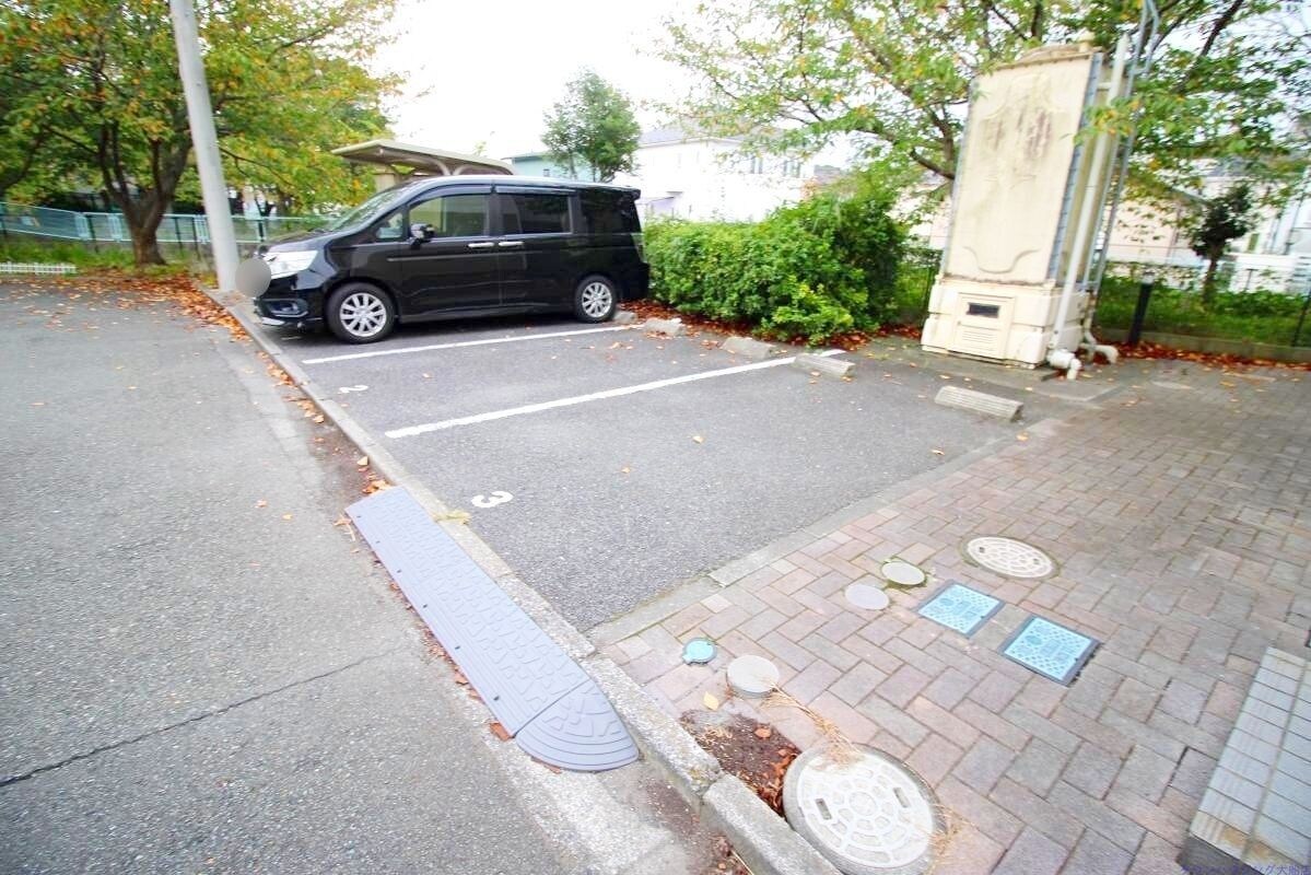 物件内観写真19　(★駐車場★)