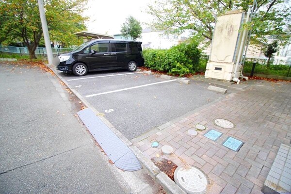 駐車場(★駐車場★)