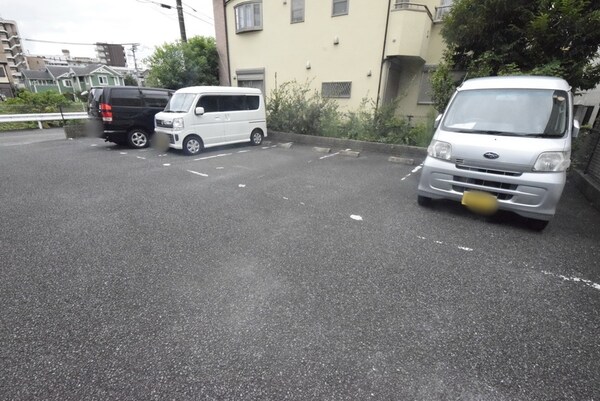 駐車場(駐車場)