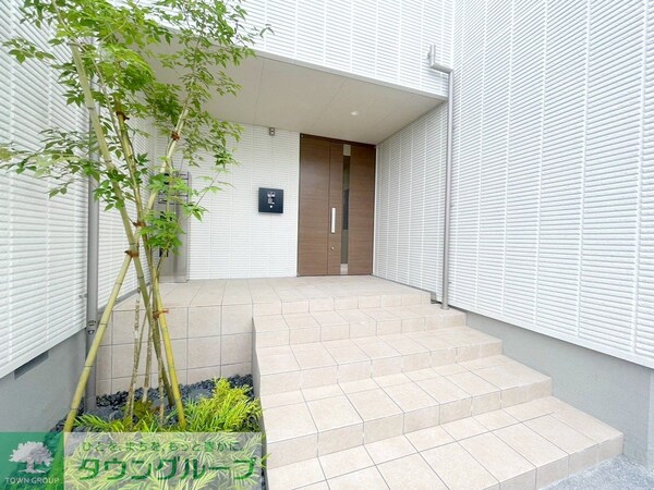 エントランス(エントランス)