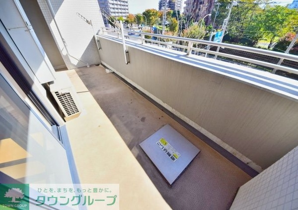 バルコニー(※同建物参考写真)