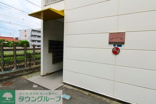 エントランス(★駐輪場完備★)