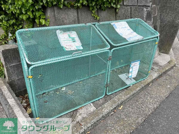 共有部分(ゴミ置き場)