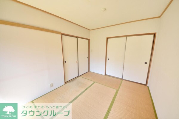 寝室(★見学希望等はタウンハウジング湘南台店までお気軽に♪★)