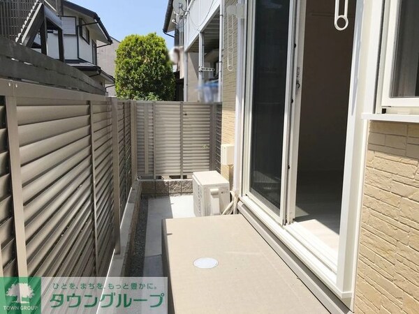 バルコニー(同建物内参考写真)