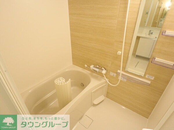 バス／シャワールーム等(同建物内参考写真)
