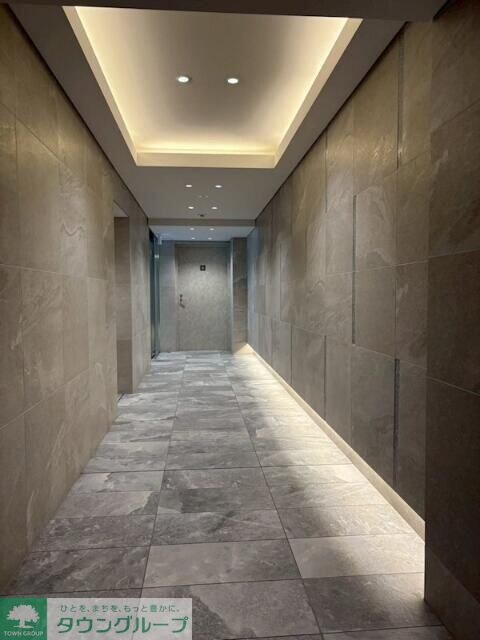 物件内観写真19　(エントランス)