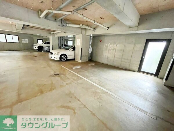 駐車場(駐車場)