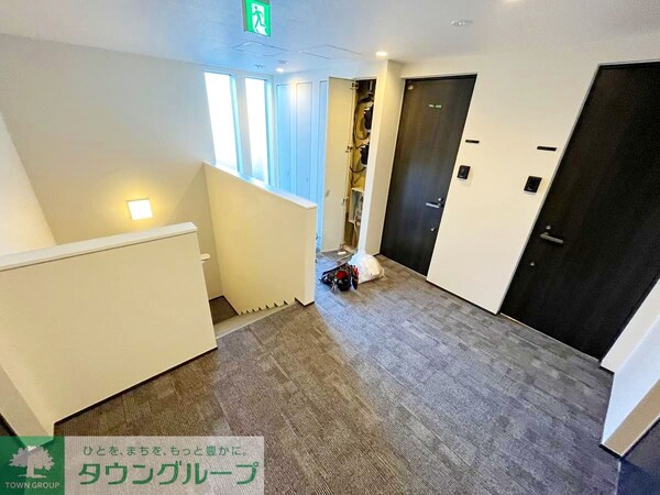 エントランス(バルコニー)