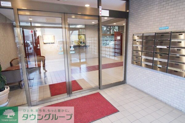 エントランス(エントランス)