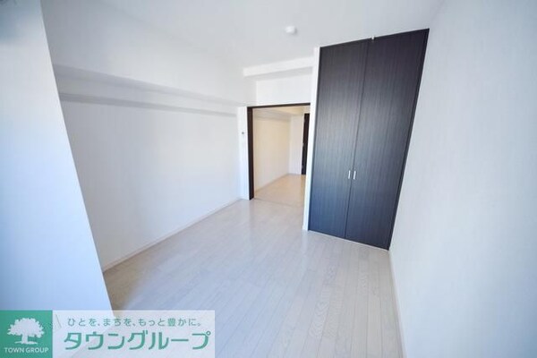 収納(★★すっきりと使える洋室★★)