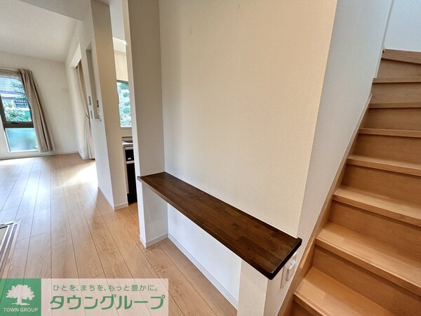 玄関(※カーテンレースは性能保証外品)