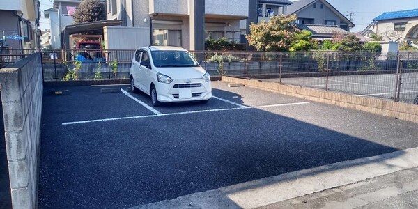 駐車場(駐車場)