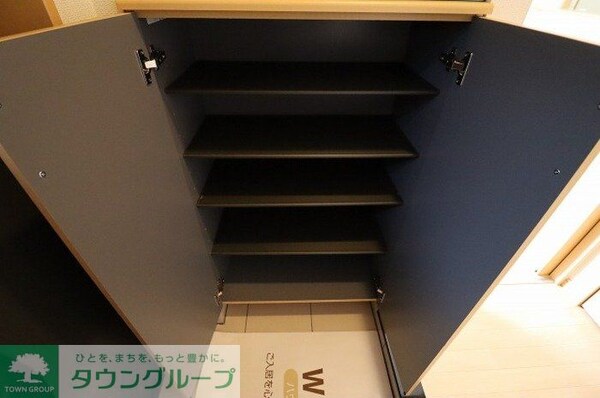 玄関(同タイプ施工イメージ)
