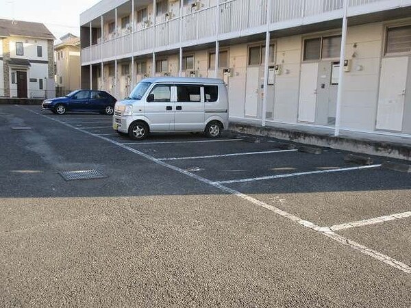 駐車場(駐車場)