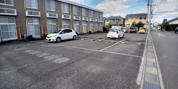 駐車場(駐車場)