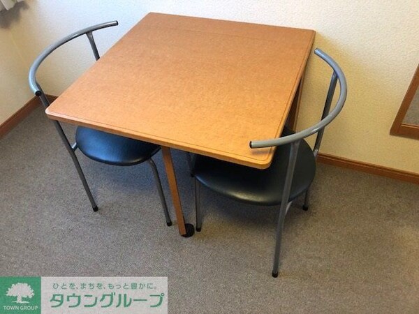 その他(テーブル・椅子)