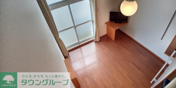 リビング・居室(1Fの床面は、フローリングです。)