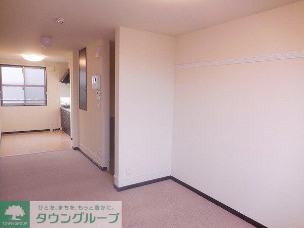 リビング・居室(2階はカーペットになっています。)