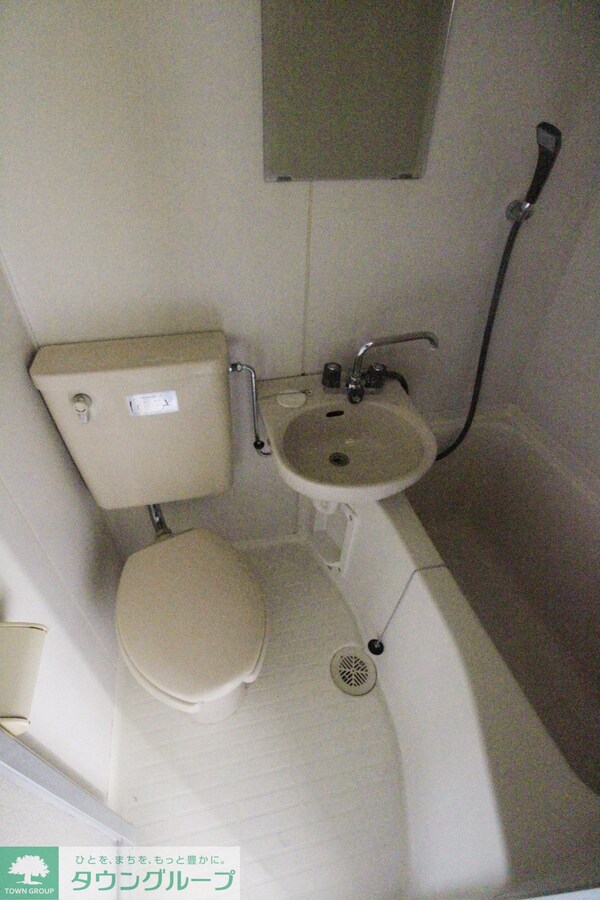 洗面(バス／シャワールーム等)