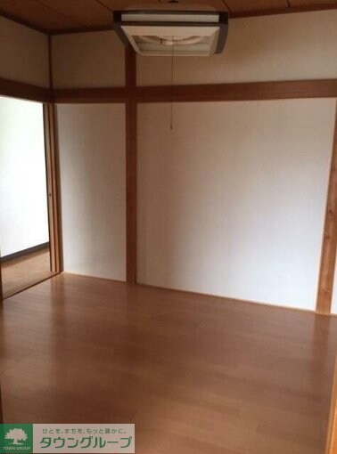 物件内観写真2　(収納)