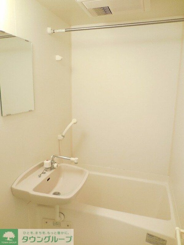 バス／シャワールーム等(浴室乾燥機能付き)