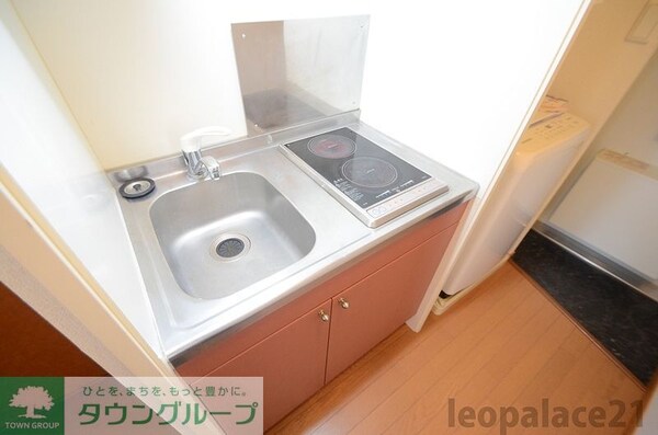 キッチン(同タイプの間取り撮影につき実際の物件とは異なる場合があります)